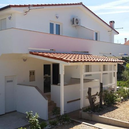 Apartments Maretic Mandre Εξωτερικό φωτογραφία