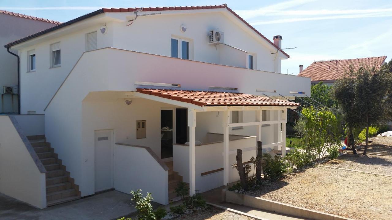 Apartments Maretic Mandre Εξωτερικό φωτογραφία