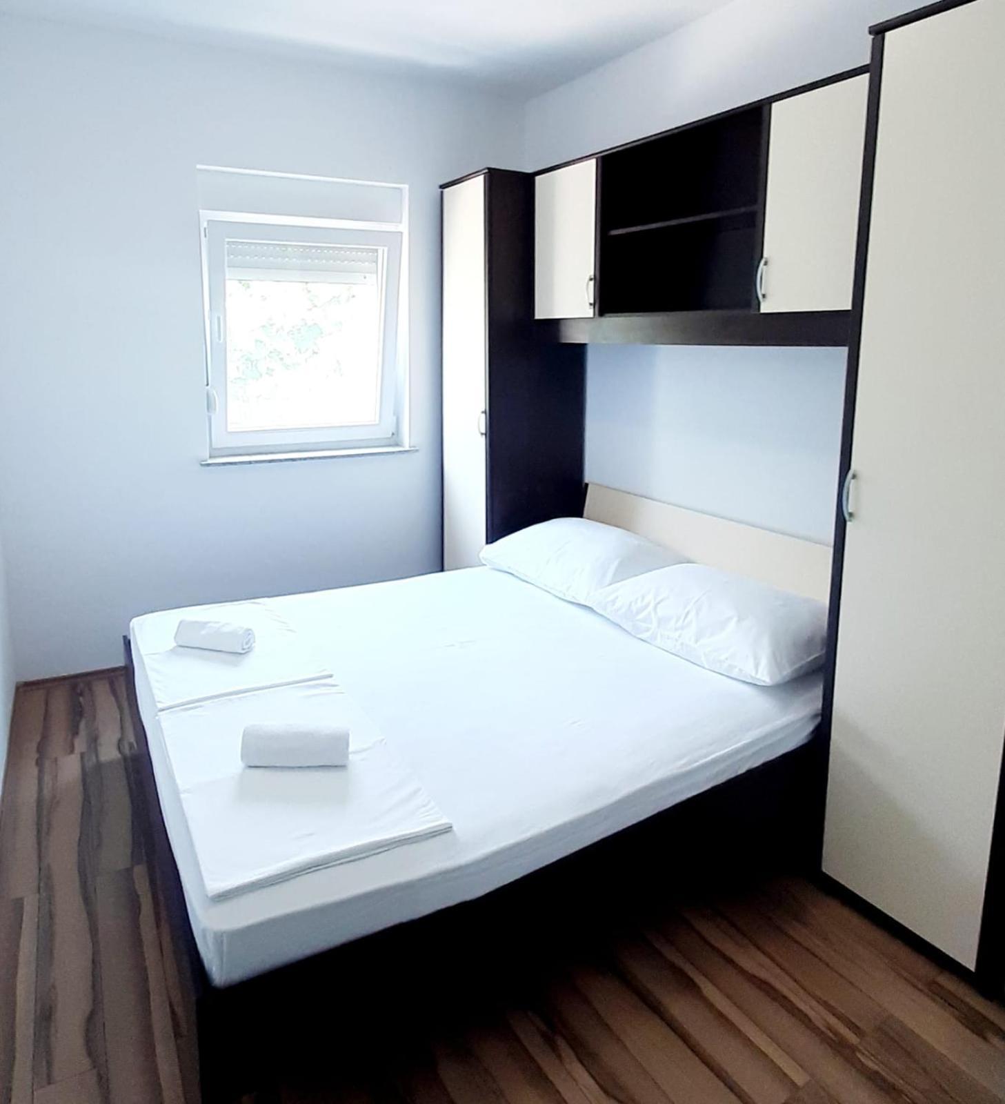 Apartments Maretic Mandre Δωμάτιο φωτογραφία